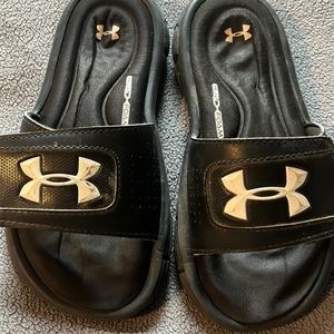 UA size 1 slides
